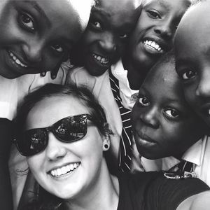 Meet your Posher, Ariana